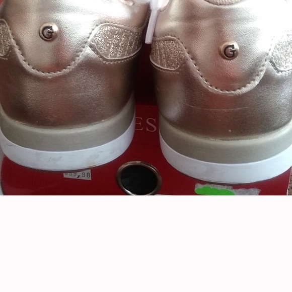 Guess Gold Sneakers. Size 9 - Picture 7 of 7